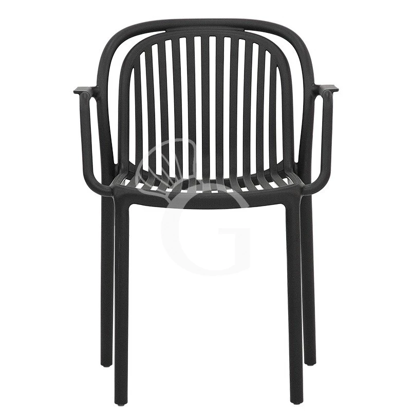 Poltroncina Con Struttura, Seduta E Schienale In Polipropilene 3 Poltroncina Con Struttura, Seduta E Schienale In Polipropilene