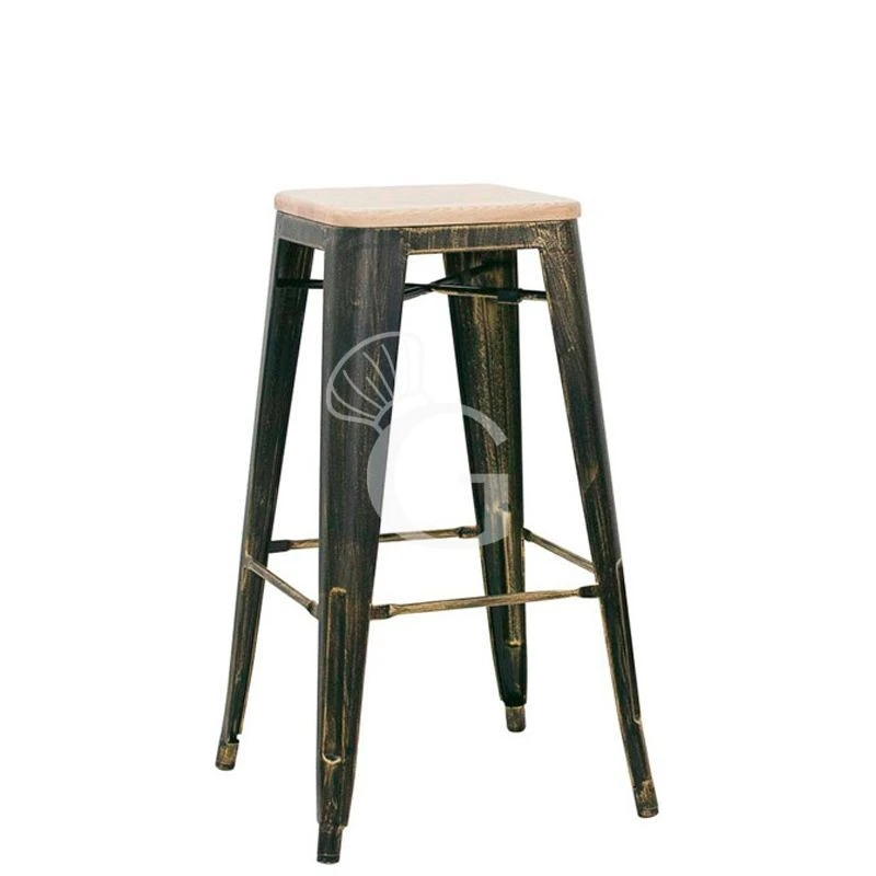 Sgabello Cloud Con Struttura In Metallo Verniciato Effetto Anticato E Seduta In Legno 3 Sgabello Cloud Con Struttura In Metallo Verniciato Effetto Anticato E Seduta In Legno