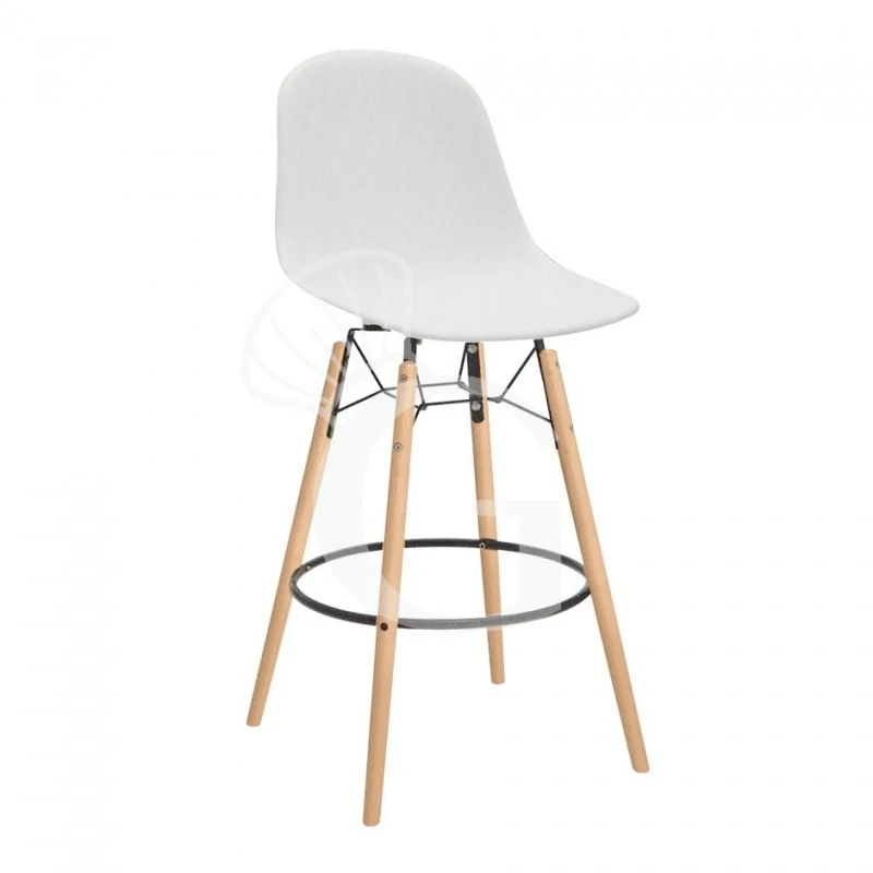 Sgabello Con Struttura In Legno E Metallo, Seduta In Polipropilene 3 Sgabello Con Struttura In Legno E Metallo, Seduta In Polipropilene