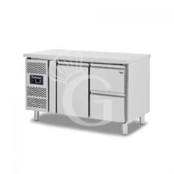 Tavolo Refrigerato 2 Cassetti 1 Porta 700 Mm +2°C/+8°C Motore A Sinsitra -Vendite GATRODOMUS tavolo frigo con 1 porta e 2 cassetti prof 700 e temperatura 2c8c 2