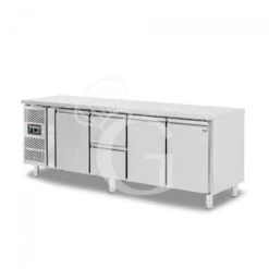 Tavolo Refrigerato 2 Cassetti 3 Porte 700 Mm -2°C/+8°C, Motore A Sinistra -Vendite GATRODOMUS tavolo refrigerato 2 cassetti 3 porte 700 mm 2c8c motore a sinistra 2