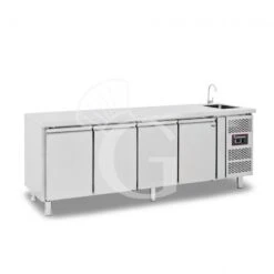 Tavolo Refrigerato 4 Porte Con Lavello,motore A Destra,Prof. 700 Mm,temp +2°C/+8°C, Completo Di Rubinetto Classe Energetica B -Vendite GATRODOMUS tavolo refrigerato 2 porte gn 11 prof700 tn 48