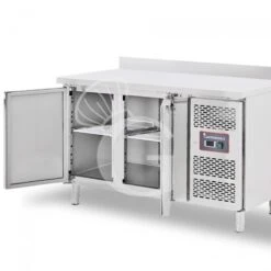 Tavolo Refrigerato 2 Porte -2°C/+8°C Classe Energetica C Alzatina Profondità 600 Mm -Vendite GATRODOMUS tavolo refrigerato 2 porte prof600 tn con alzatina 4