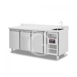 Tavolo Refrigerato 3 Porte Con Lavello E Alzatina,motore A Destra, Prof. 700 Mm, Temp. +2°C/+8°C, Completo Di Rubinetto
