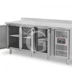 Tavolo Refrigerato 3 Porte Alzatina -2°C/+8°C Classe Energetica E Prof. 700 Mm -Vendite GATRODOMUS tavolo refrigerato 3 porte e alzatina gn 11 prof700 tn 4