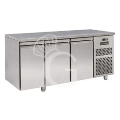 Tavolo Refrigerato 3 Porte Prof. 800 Mm 0°C/+10°C Classe Energetica A -Vendite GATRODOMUS tavolo refrigerato 3 porte piano in acciaio inox prof800 tn 2