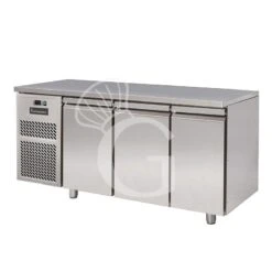 Tavolo Refrigerato 3 Porte Prof. 800 0°C/+10°C Motore A Sinistra Classe Energetica D