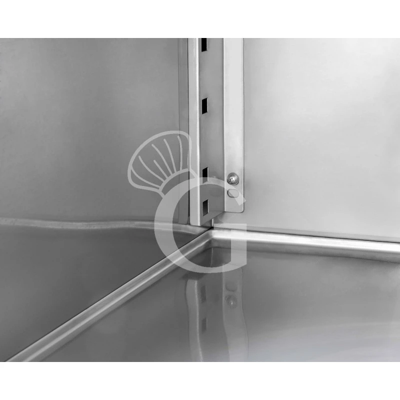 Tavolo Refrigerato 4 Porte Alzatina Su Ruote Prof. 700 Mm -2°C/+8°C Classe Energetica D, Con Ruote Montate 10 Tavolo Refrigerato 4 Porte Alzatina Su Ruote Prof. 700 Mm -2°C/+8°C Classe Energetica D, Con Ruote Montate - immagine 8