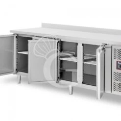 Tavolo Refrigerato 4 Porte Con Lavello E Alzatina, Motore A Destra, Prof. 700 Mm,temp +2°C/+8°C, Completo Di Rubinetto -Vendite GATRODOMUS tavolo refrigerato 4 porte con lavello e alzatina motore a destra prof 700 mmtemp 2c8c completo di rubinetto 2